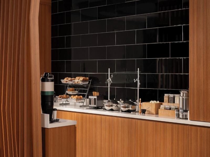 Springhill Suites Houston Brookhollow image