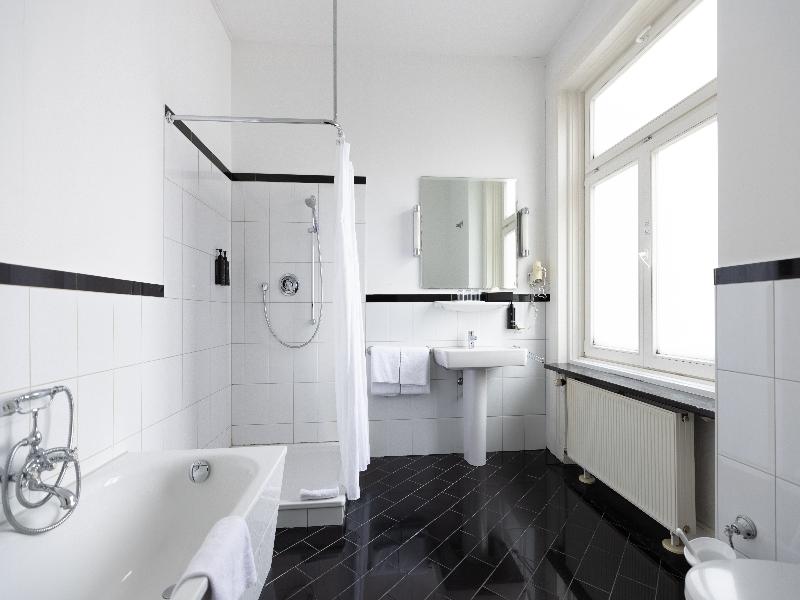 Garner Hotel Hamburg - St.Georg by IHG image