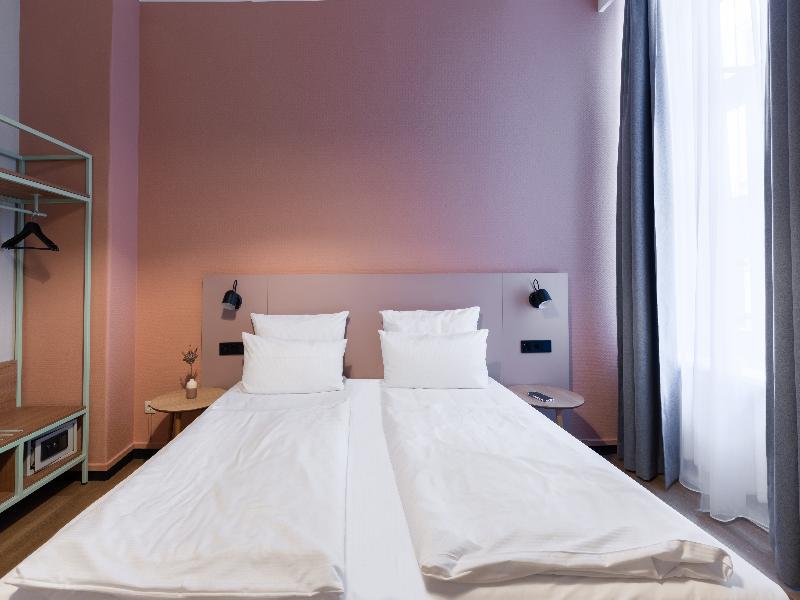 Garner Hotel Hamburg - St.Georg by IHG image