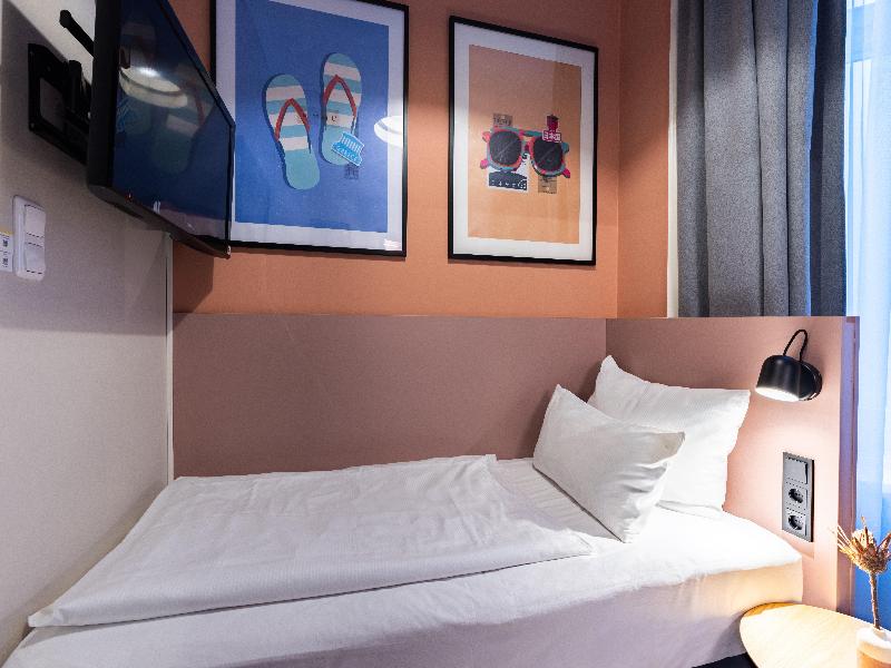Garner Hotel Hamburg - St.Georg by IHG image