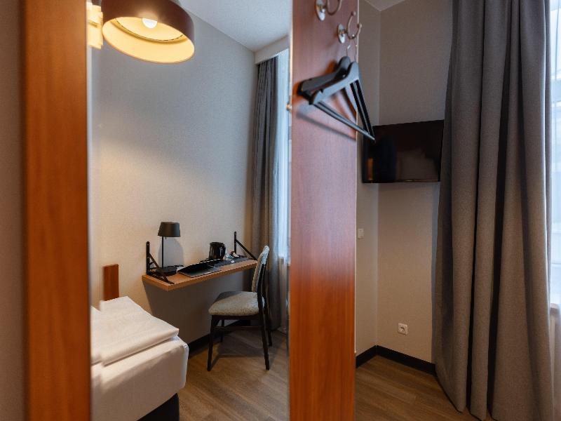 Garner Hotel Hamburg - St.Georg by IHG image