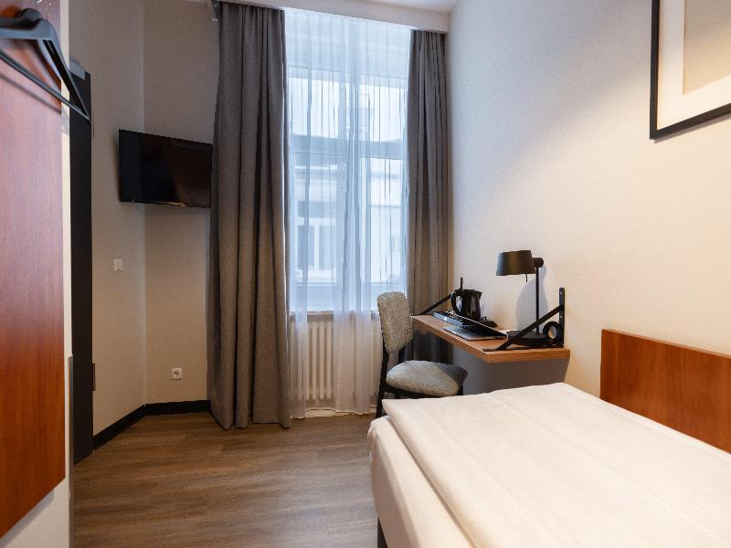 Garner Hotel Hamburg - St.Georg by IHG image