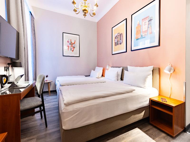 Garner Hotel Hamburg - St.Georg by IHG image