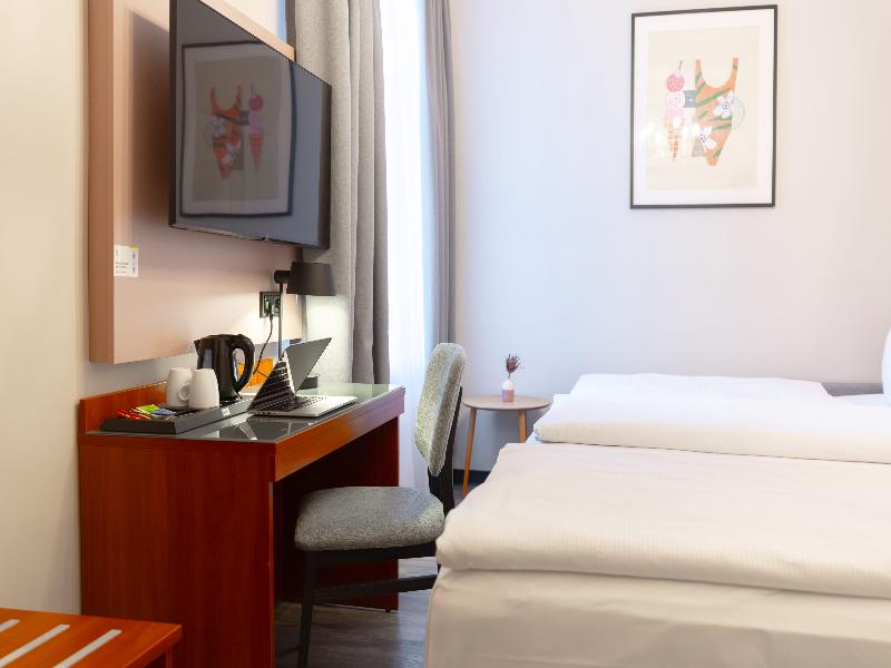 Garner Hotel Hamburg - St.Georg by IHG image