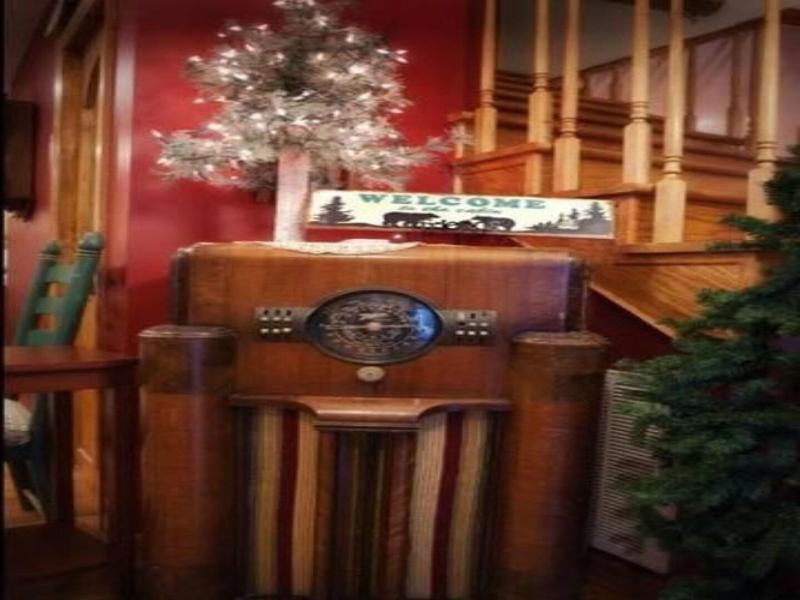 Blue Ridge Manor Bed and Breakfast image
