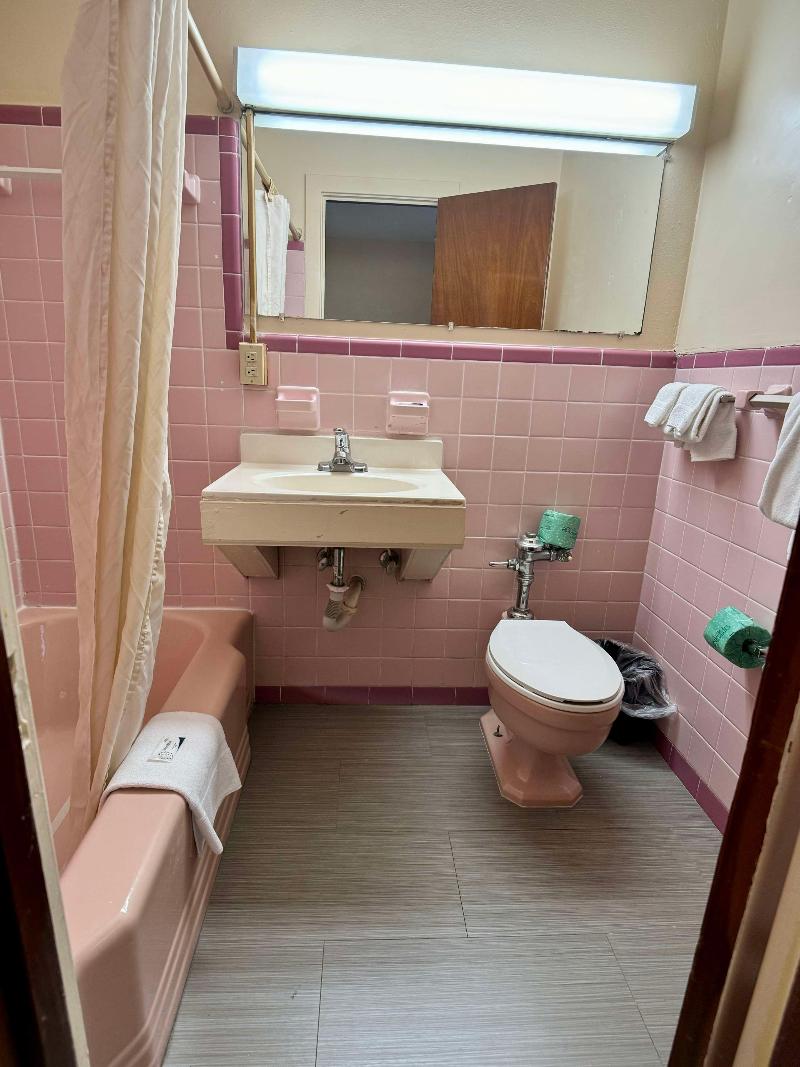 Knights Inn Galax image