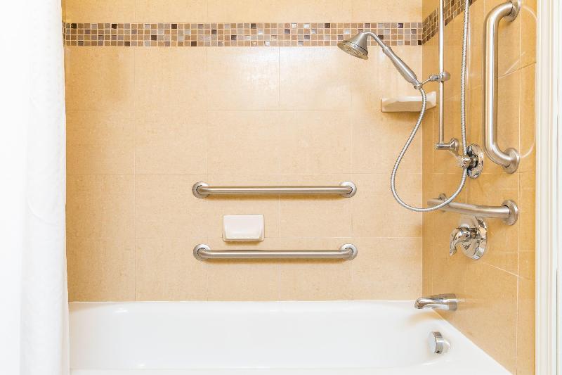 Holiday Inn Express & Suites Helena By IHG image