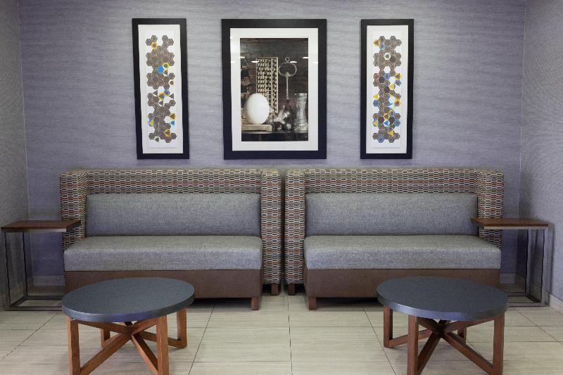 Holiday Inn Express & Suites Athens