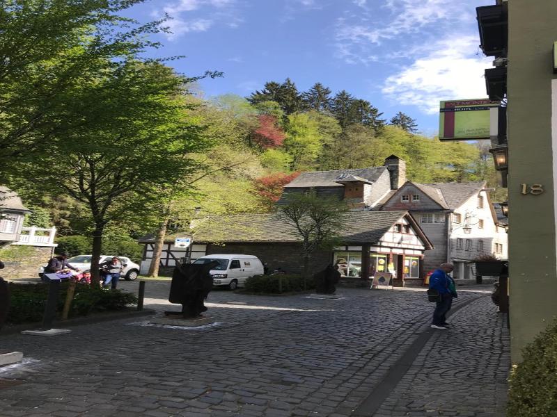 Alt-Montjoie image