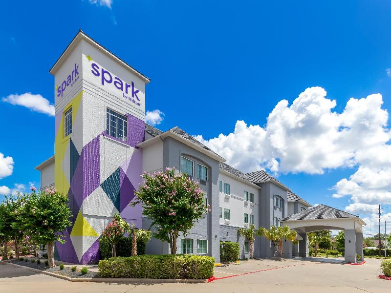 Spark by Hilton Missouri City — general view