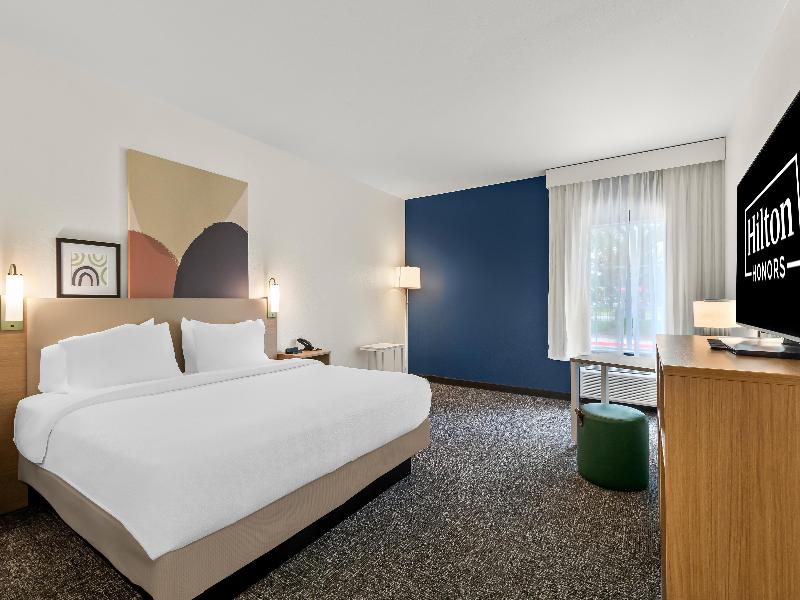 Spark by Hilton Missouri City image