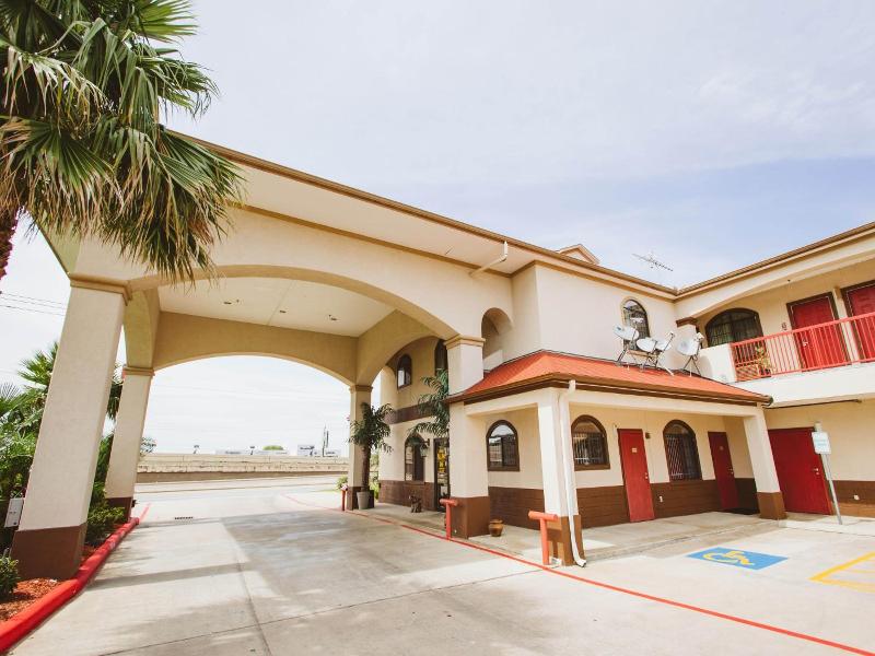 Palace Inn Baytown image