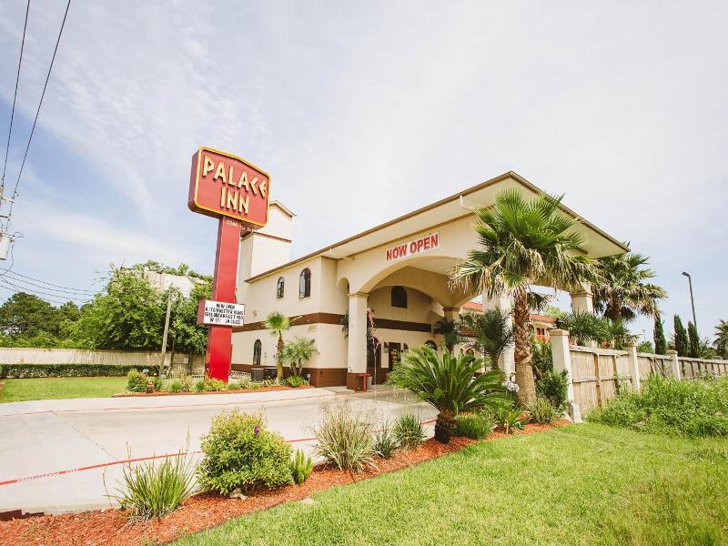 Palace Inn Baytown image