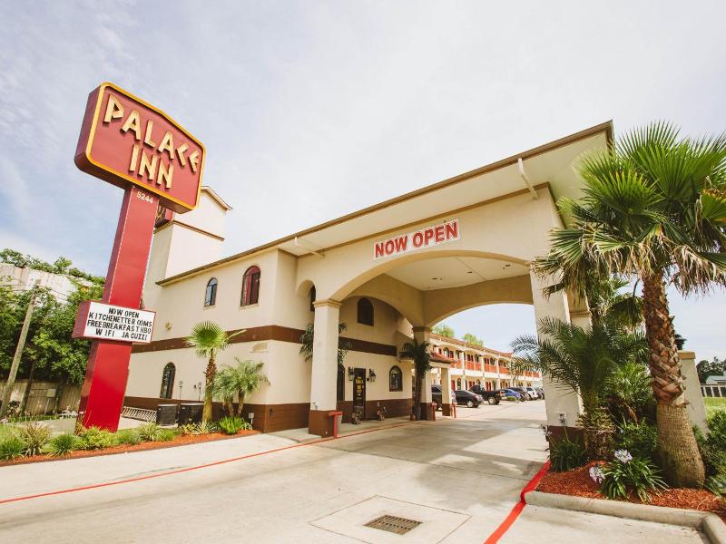 Palace Inn Baytown image