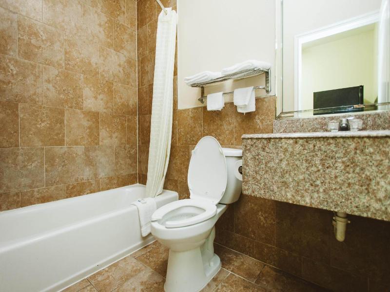 Palace Inn Baytown image