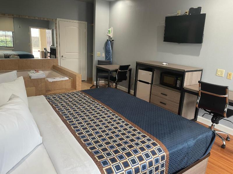 Palace Inn Baytown image