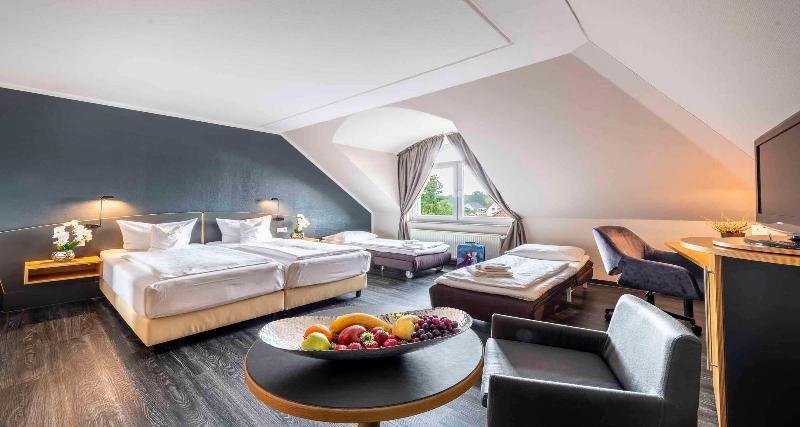 PLAZA INN Heidehof image