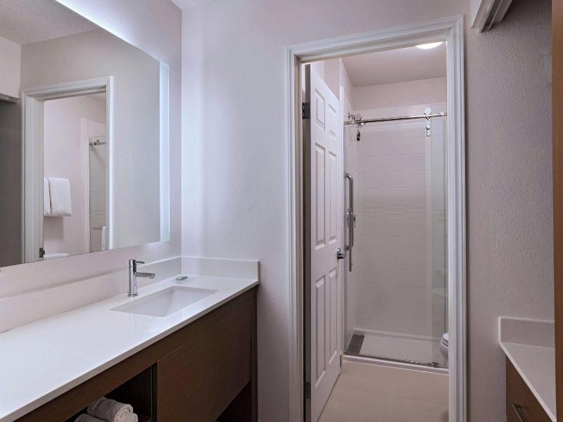 Residence Inn Houston The Woodlands/Lake Front Cir image