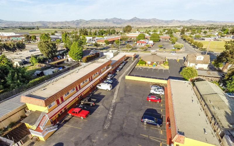 Hollister Inn image