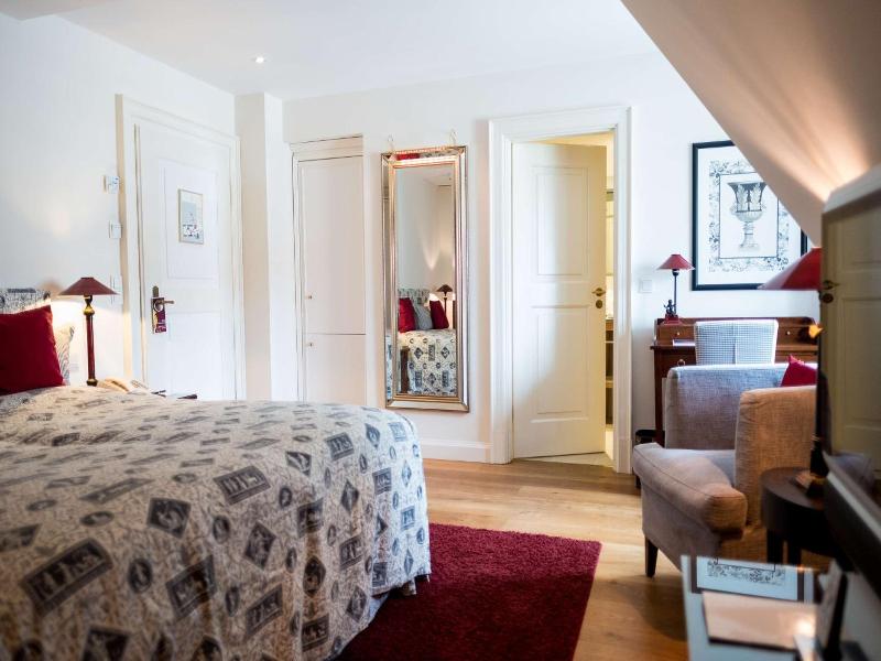 Schloßhotel Münchhausen image