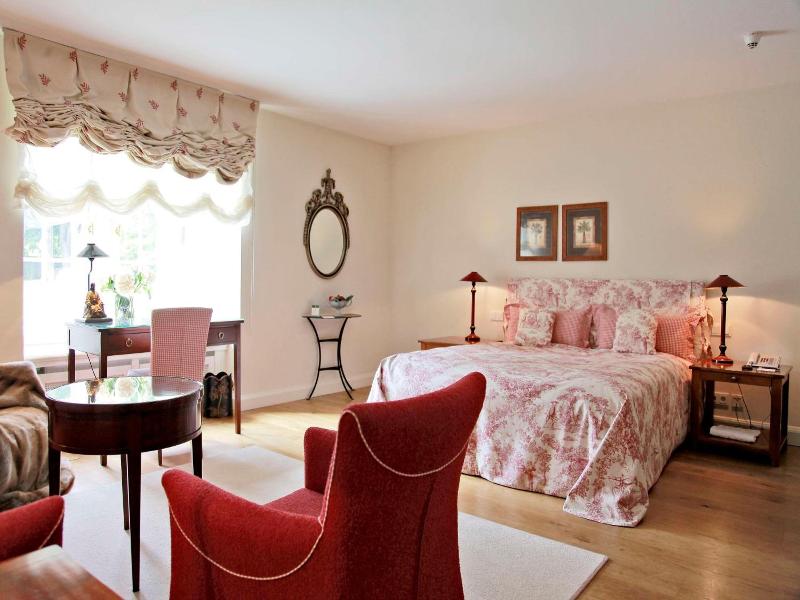 Schloßhotel Münchhausen image