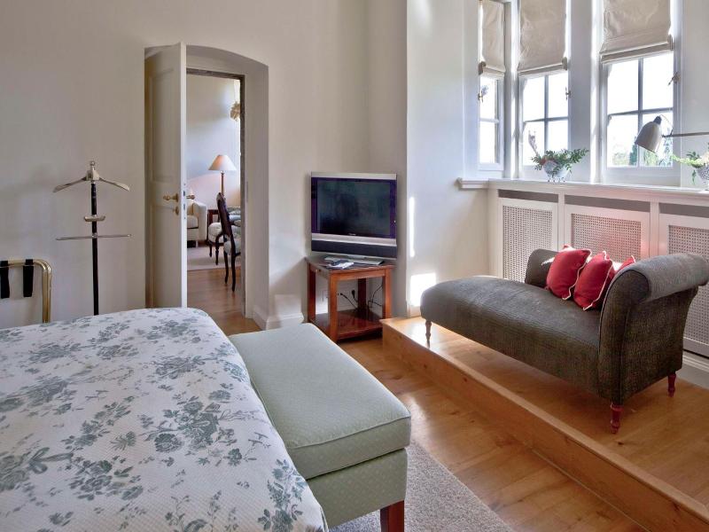 Schloßhotel Münchhausen image