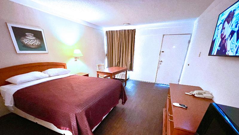 Thunderbird Motel Hillsboro image