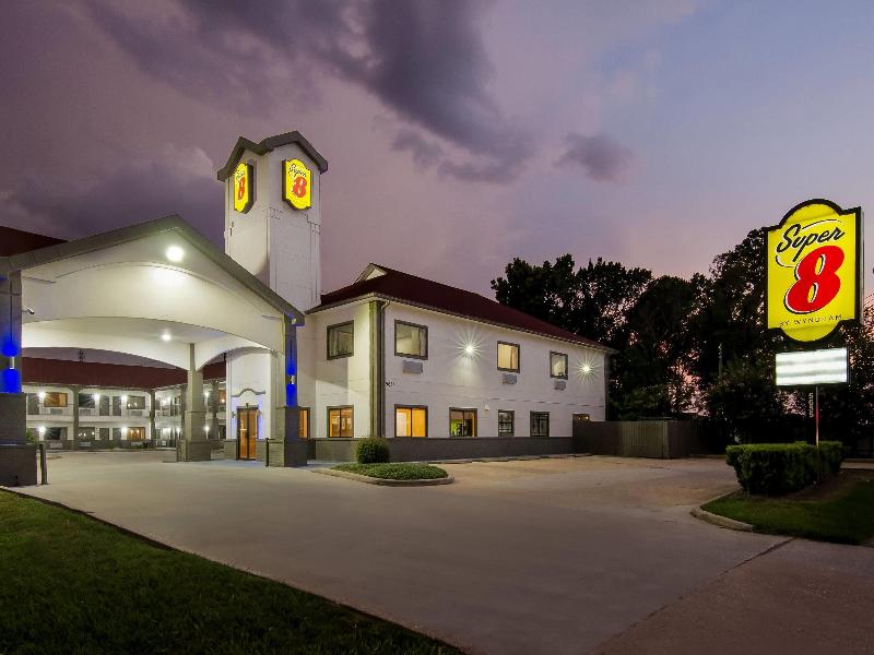 Super 8 by Wyndham Houston/Brookhollow NW image