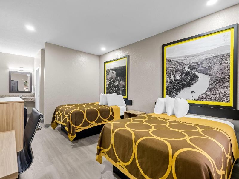 Super 8 by Wyndham Houston/Brookhollow NW image