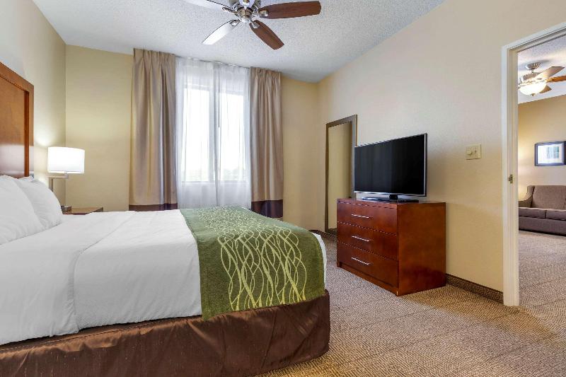 Comfort Inn & Suites Lenoir Hwy 321 image