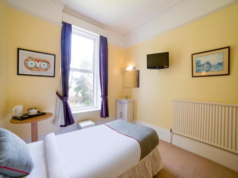 OYO Eagle House Hotel, St Leonards Hastings image