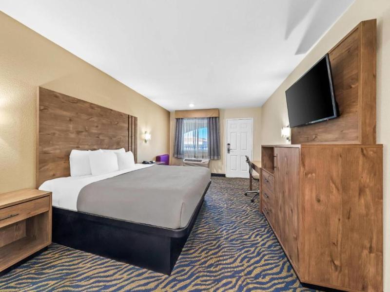 Quality Inn & Suites image
