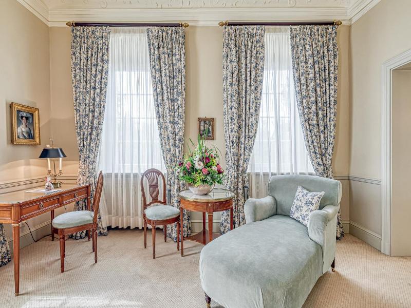 Wald & Schlosshotel Friedrichsruhe image