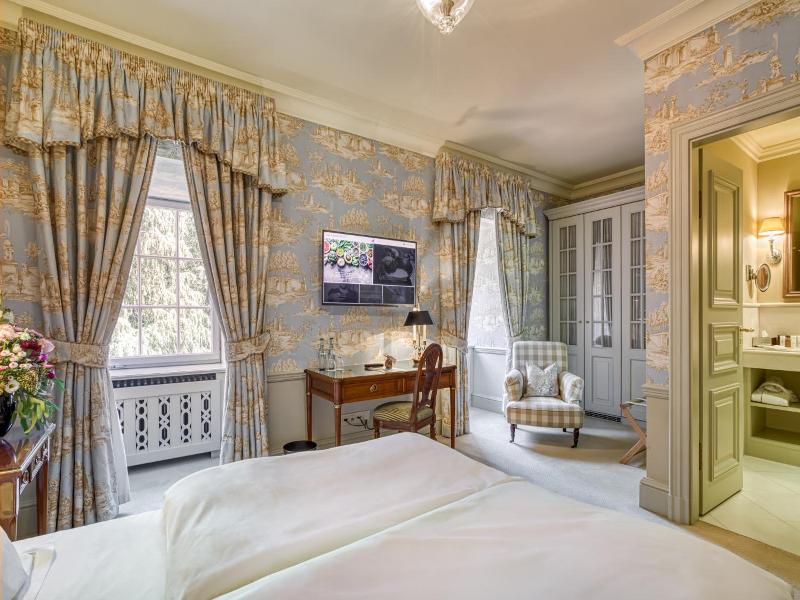 Wald & Schlosshotel Friedrichsruhe image