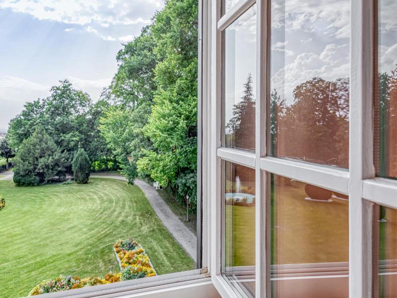 Wald & Schlosshotel Friedrichsruhe image