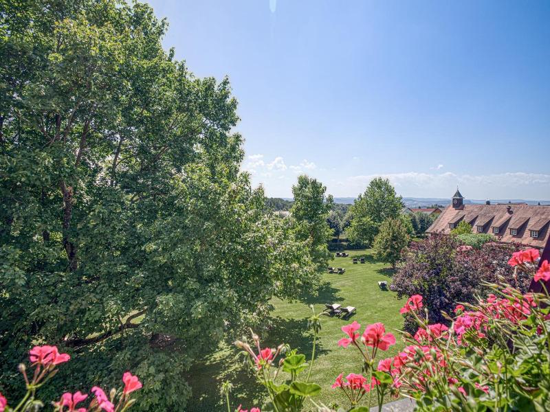 Wald & Schlosshotel Friedrichsruhe image