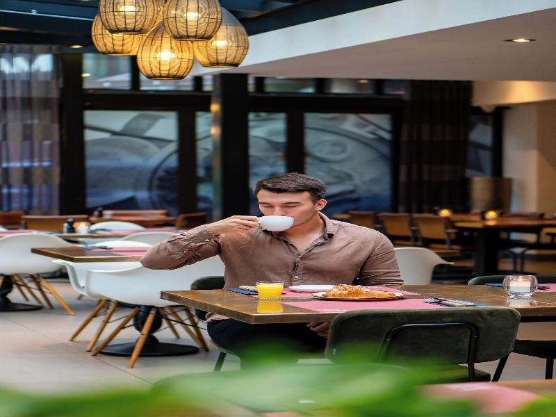 Boutique Hotel Corona image