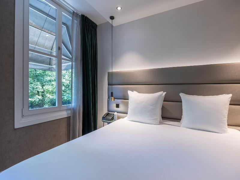 Boutique Hotel Corona image