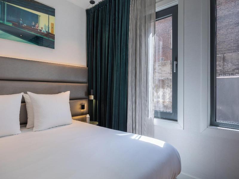 Boutique Hotel Corona image