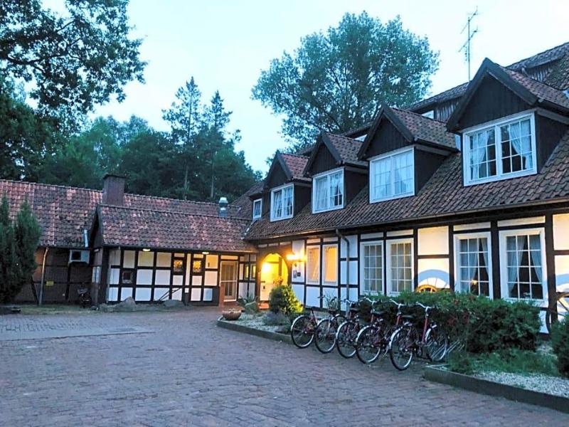 Gutshof im Oertzetal image
