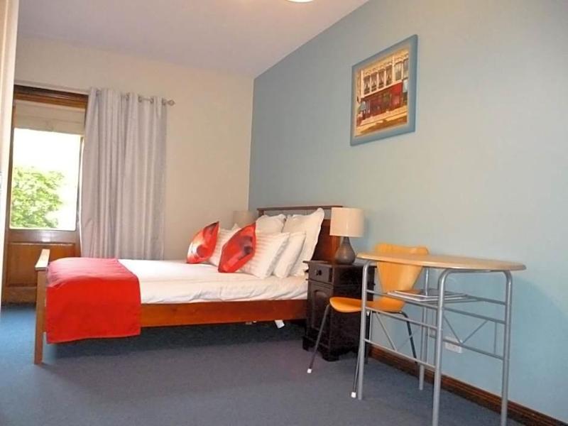 Tranquilles Bed and Breakfast image