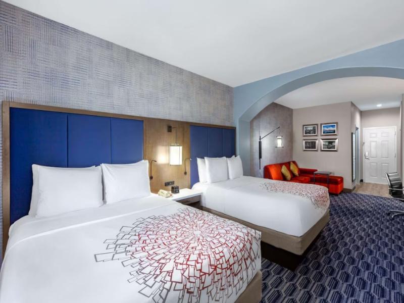 La Quinta Inn & Suites Houston Channelview image