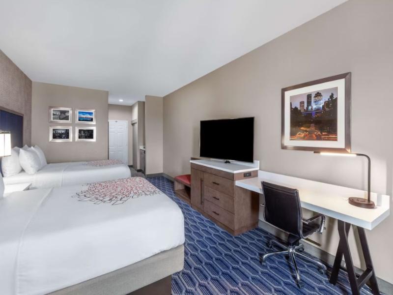 La Quinta Inn & Suites Houston Channelview image