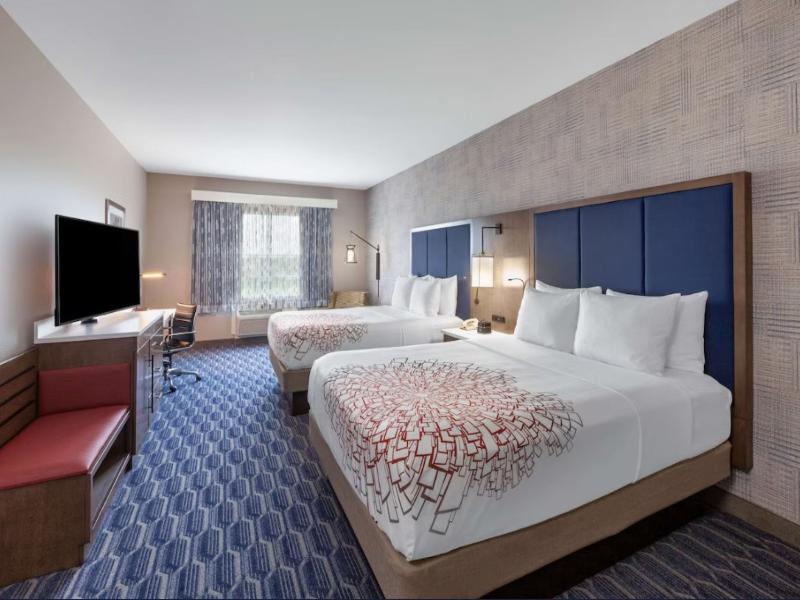 La Quinta Inn & Suites Houston Channelview image