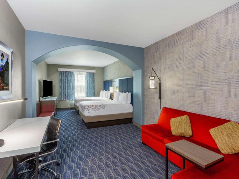 La Quinta Inn & Suites Houston Channelview image