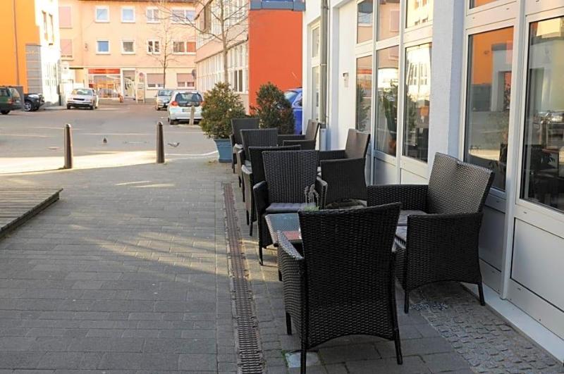 Hogh Heilbronn image