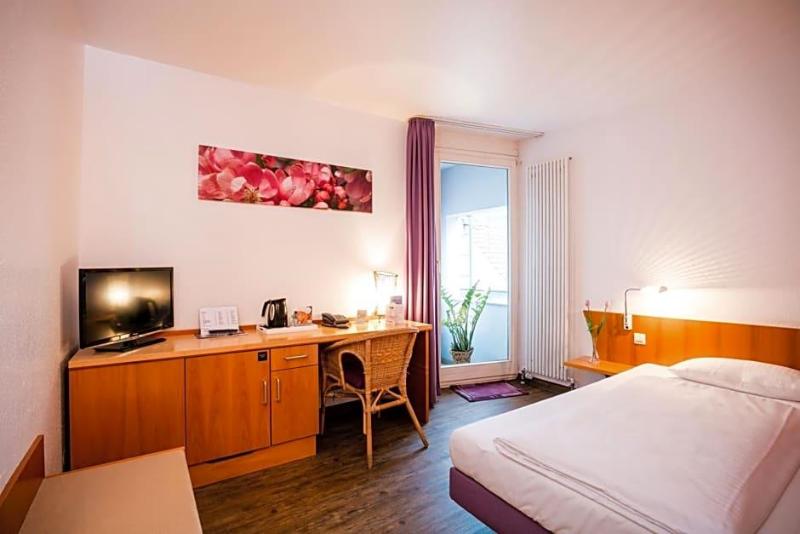 Hogh Heilbronn image