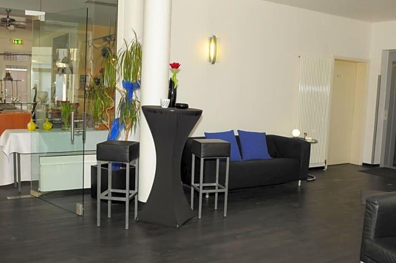 Hogh Heilbronn image