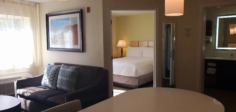 Candlewood Suites Houston Medical Center image