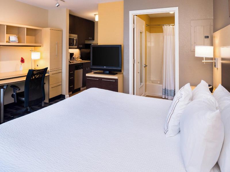 Towneplace Suites Huntington image